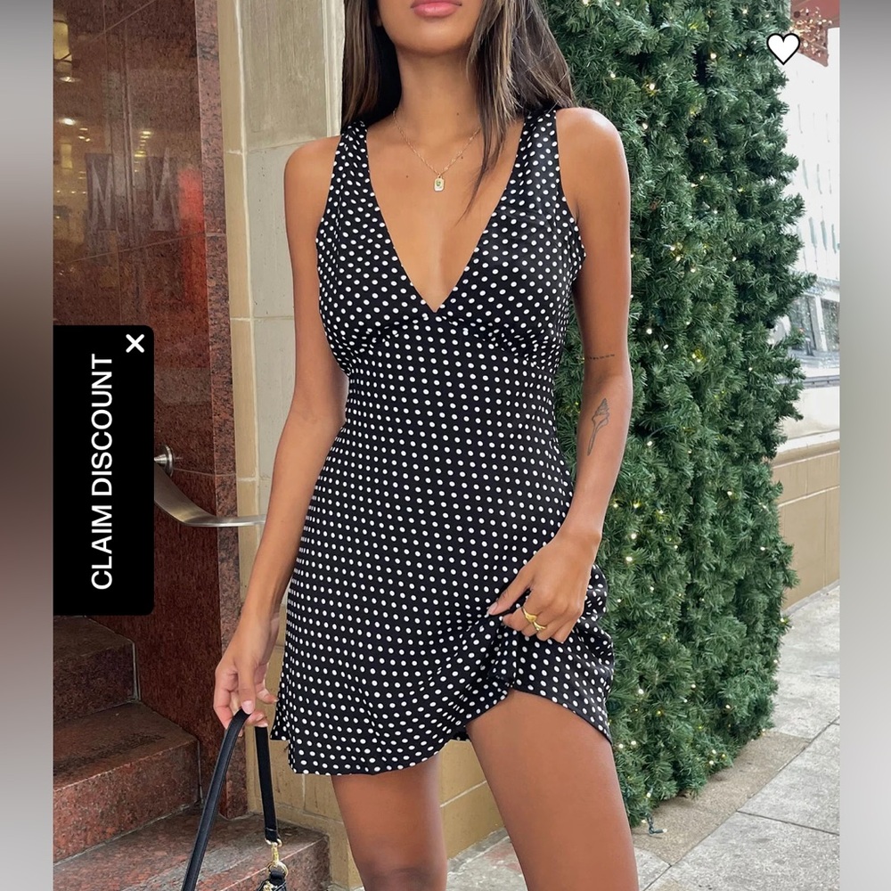 Princess Polly Nellie mini dress in black polka dot size 4 🖤